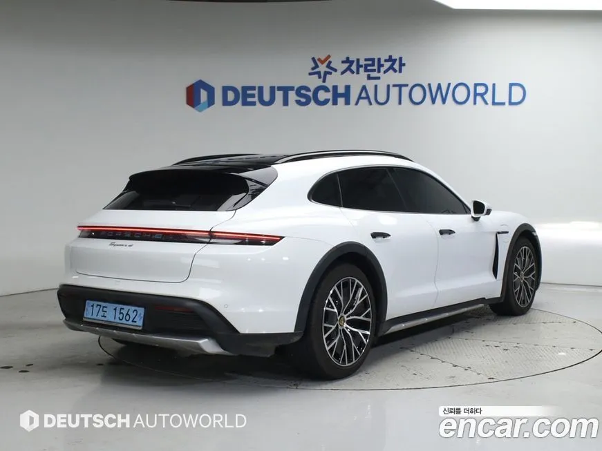 Porsche Taycan 2024 из KR, фото 2