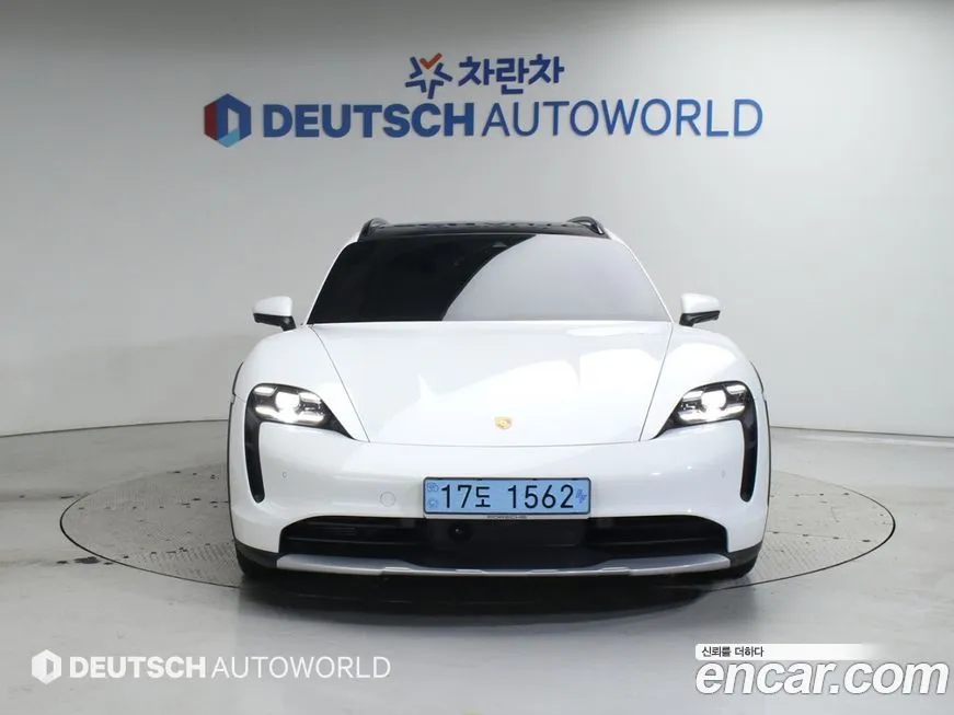 Porsche Taycan 2024 из KR, фото 3