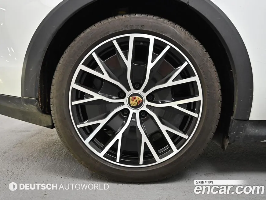 Porsche Taycan 2024 из KR, фото 5