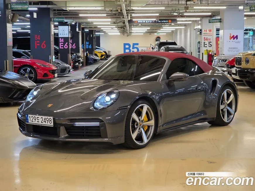 Porsche 911 2021 из KR, фото 8