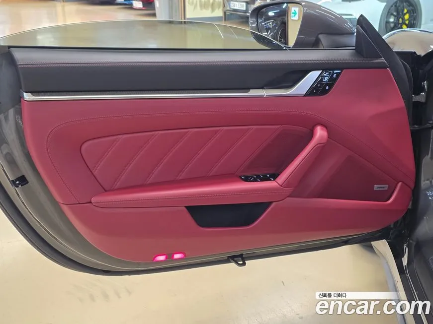 Porsche 911 2021 из KR, фото 7