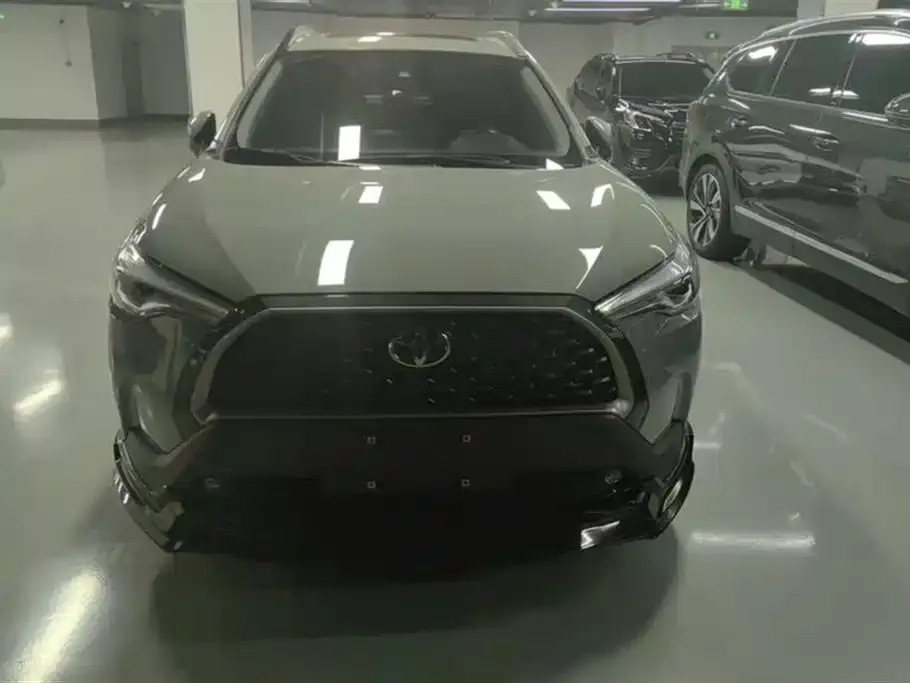 Toyota Corolla Cross 2022 из CN, фото 2