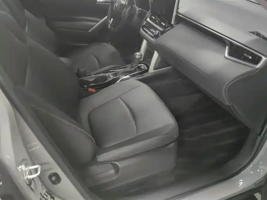 Toyota Corolla Cross 2022 из CN, фото 3