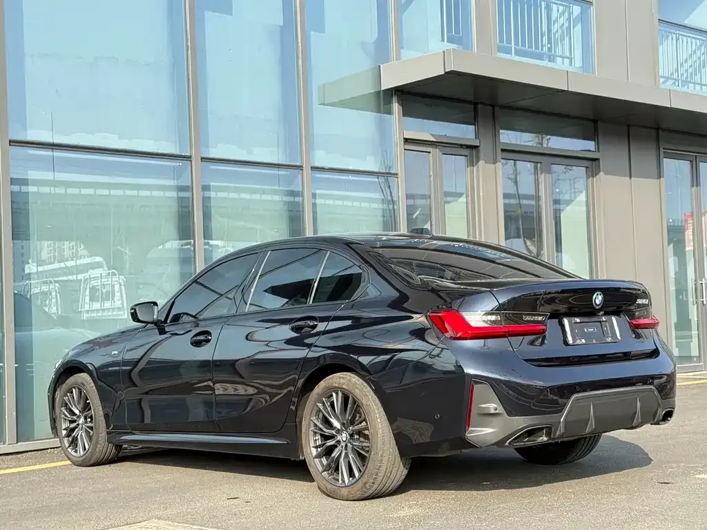 BMW 3 Series 2024 из CN, фото 5