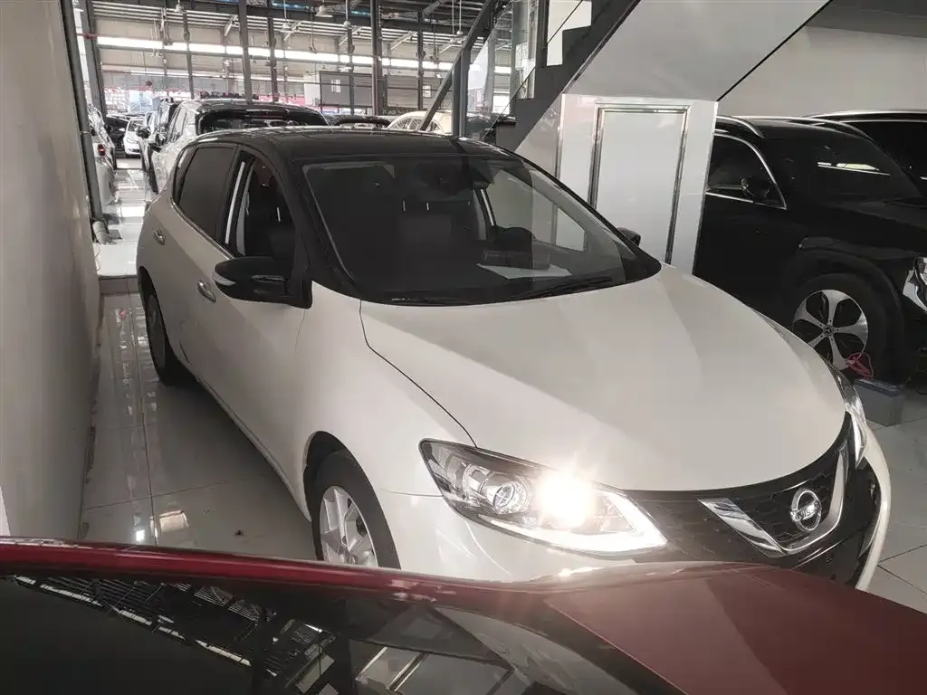 Nissan Tiida 2022 из CN, фото 9