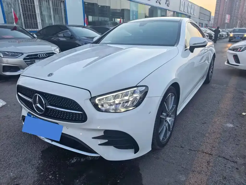 Mercedes-Benz E-Class (Import) 2023 из CN, фото 1
