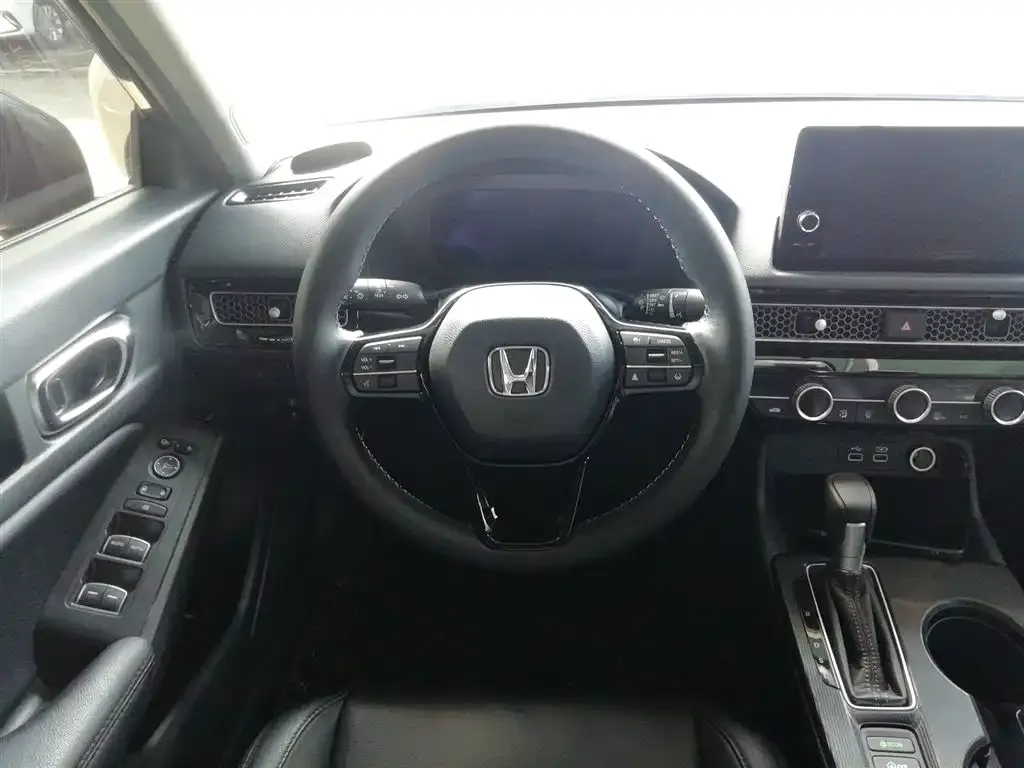 Honda Civic 2023 из CN, фото 3