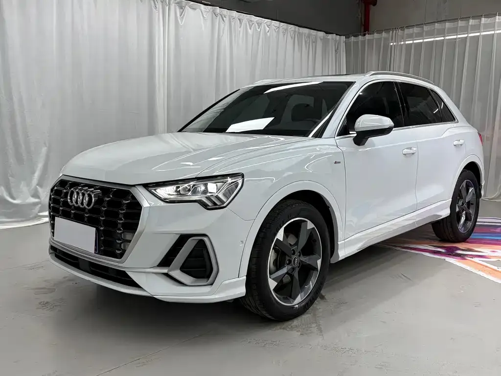 Audi Q3 2022 из CN, фото 1