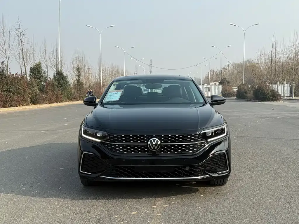 Volkswagen Passat 2024 из CN, фото 7