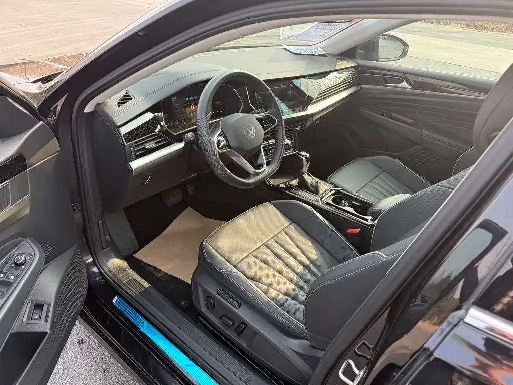 Volkswagen Passat 2024 из CN, фото 4