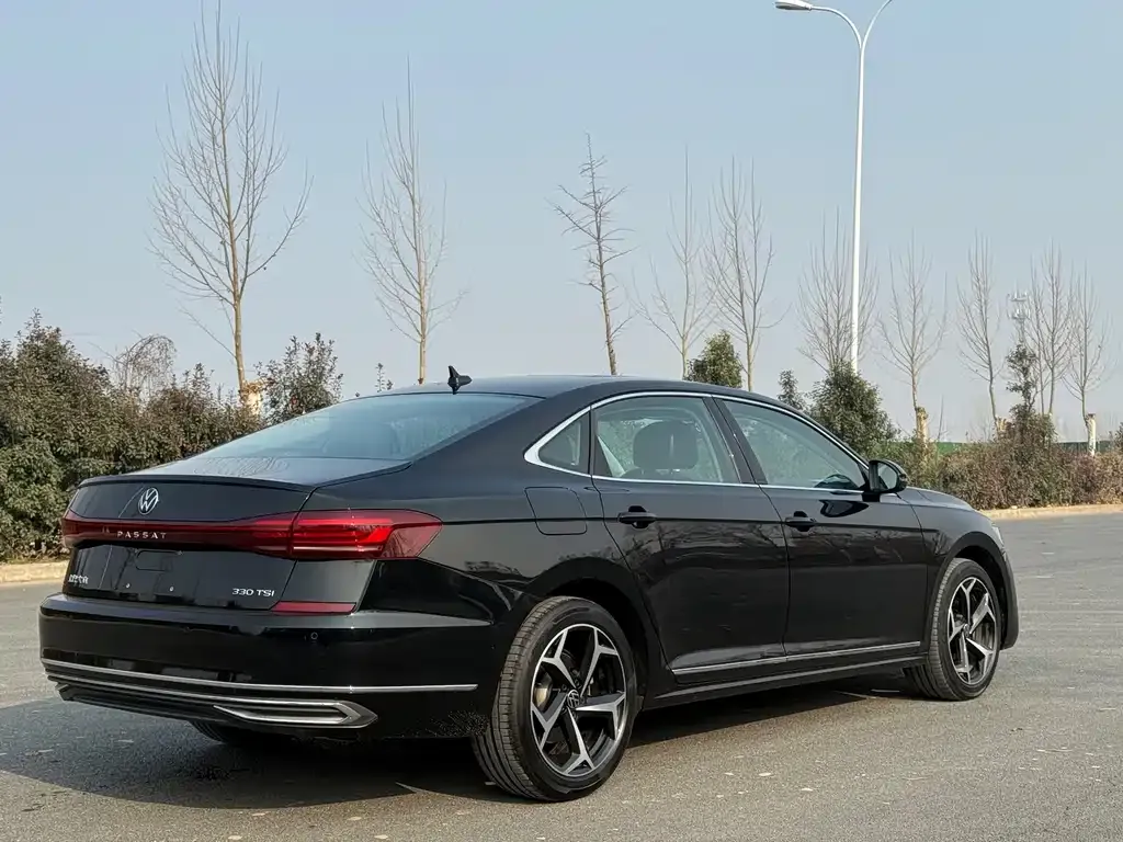 Volkswagen Passat 2024 из CN, фото 5