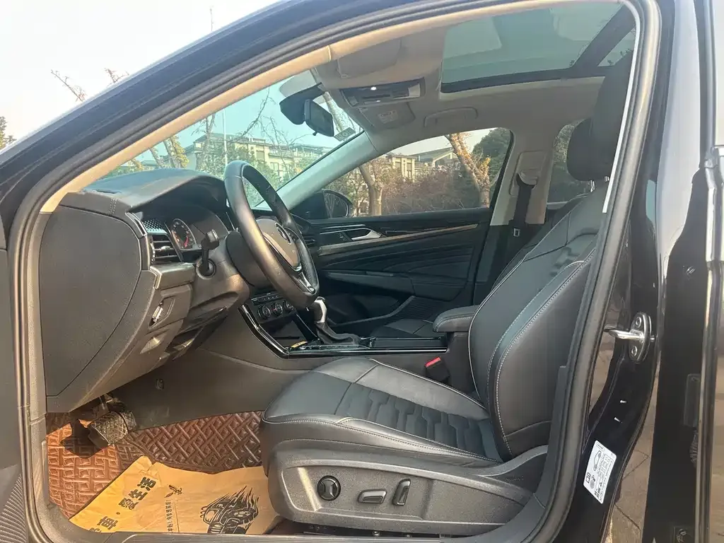 Volkswagen Passat 2021 из CN, фото 8