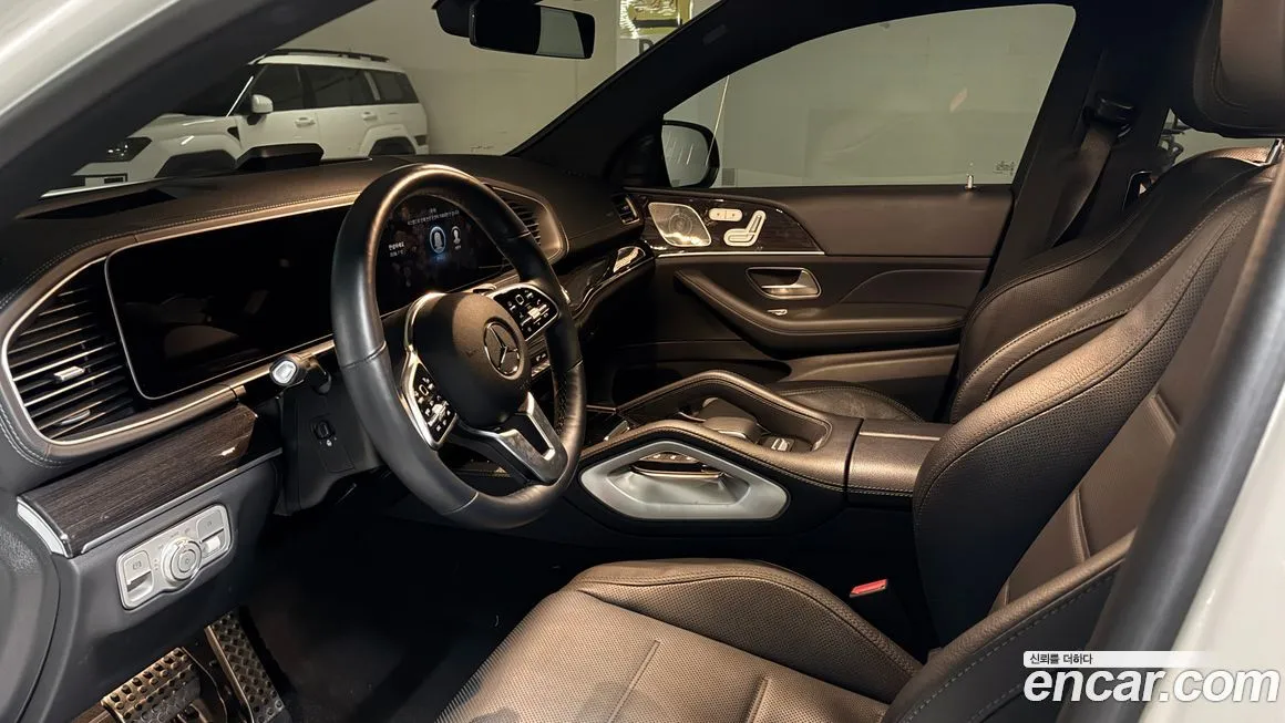 Mercedes-Benz GLE-Class — фото 5