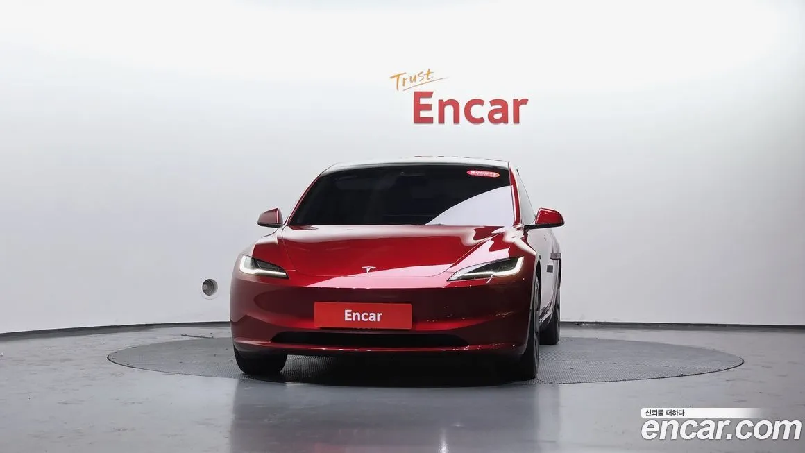 Tesla Model 3 — фото 2