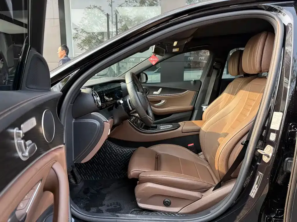 Mercedes-Benz E-Class 2022 из CN, фото 9