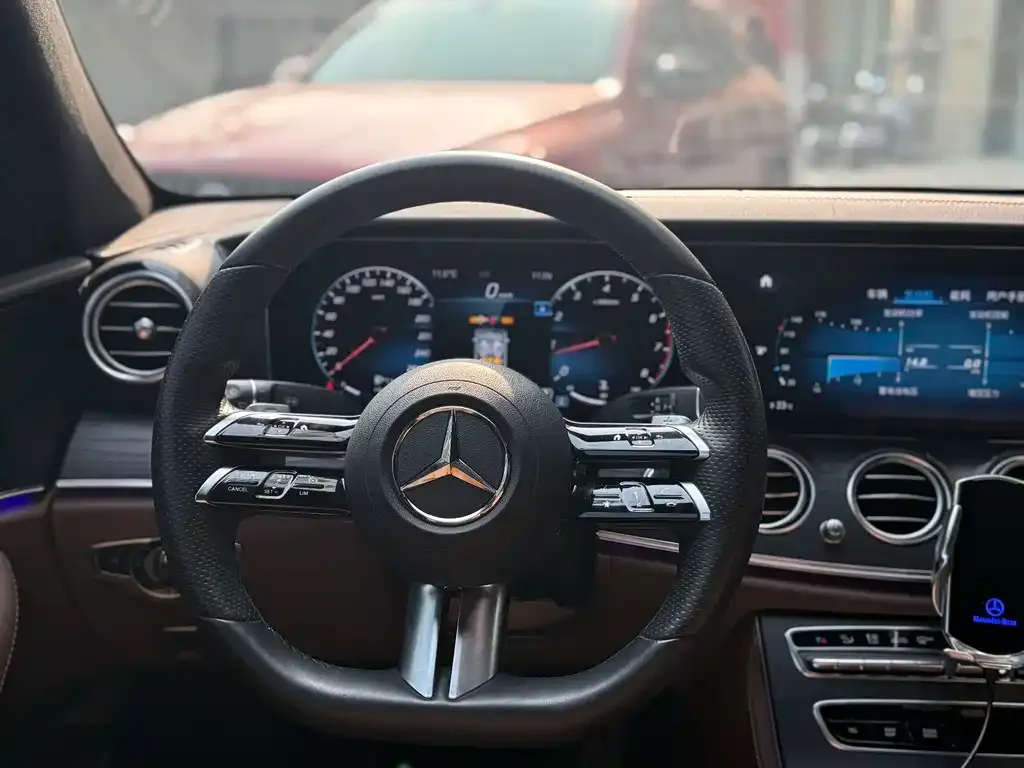 Mercedes-Benz E-Class 2022 из CN, фото 2