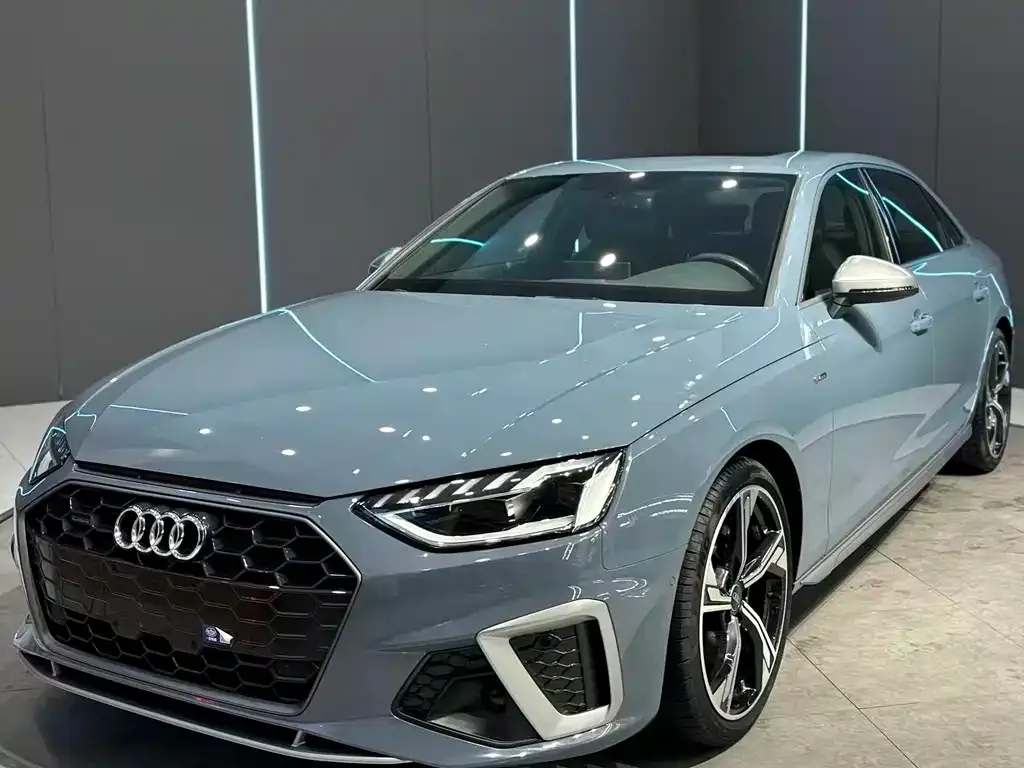 Audi A4L 2022 из CN, фото 1
