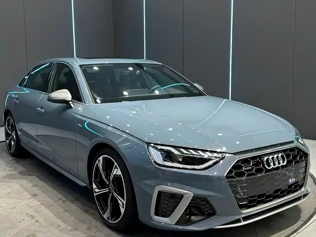 Audi A4L 2022 из CN, фото 6
