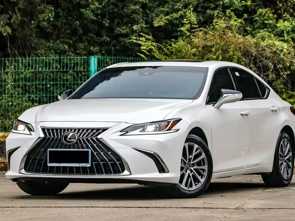 Lexus ES 2024 из CN, фото 1