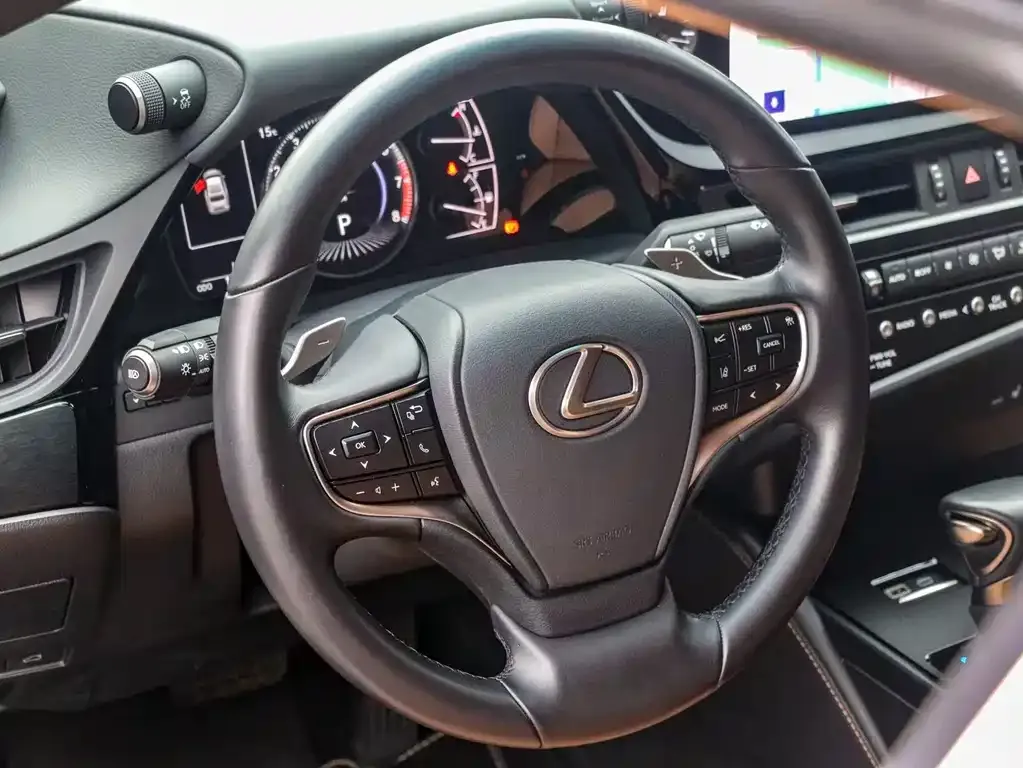 Lexus ES 2024 из CN, фото 8