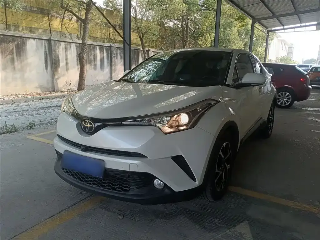 Toyota C-HR 2021 из CN, фото 2