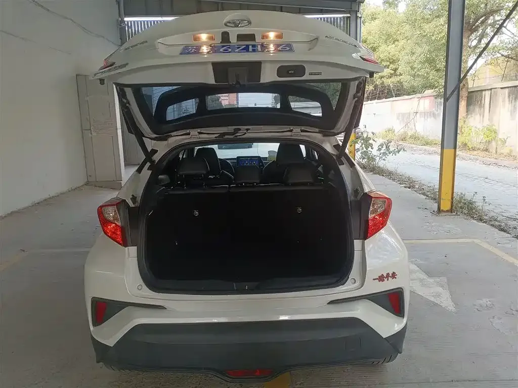 Toyota C-HR 2021 из CN, фото 9