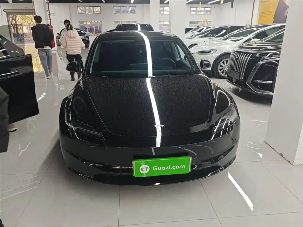 [object Object] Model 3 2023 из CN, фото 3