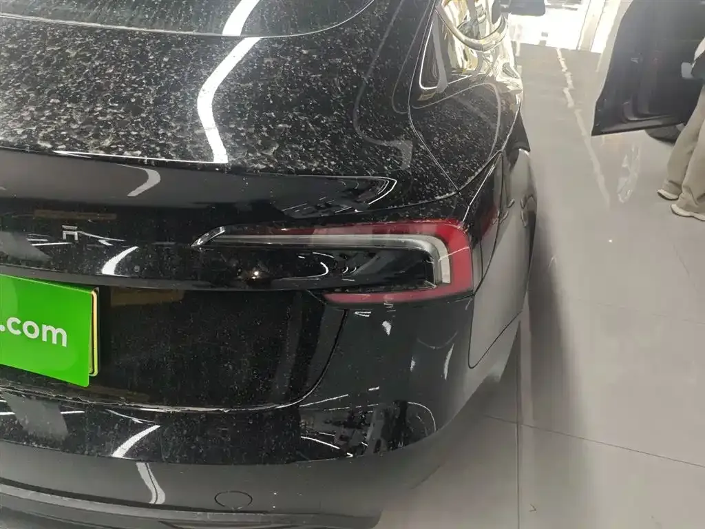 [object Object] Model 3 2023 из CN, фото 8