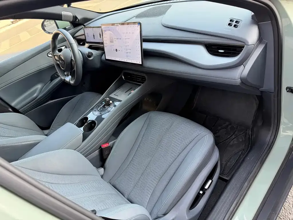 BYD Seal 06GT — фото 8