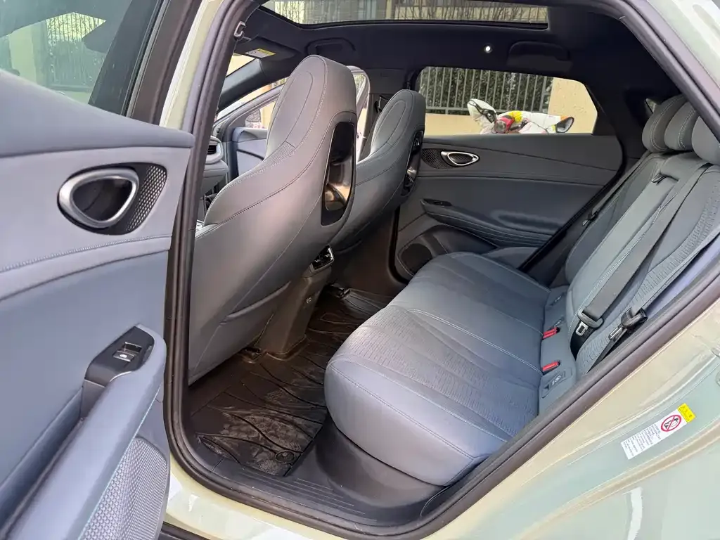 BYD Seal 06GT — фото 3