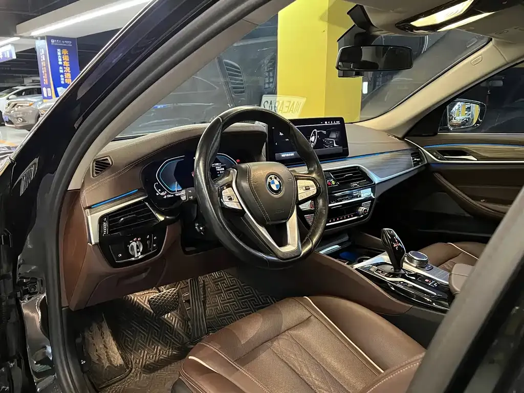 BMW 5 Series New Energy — фото 4