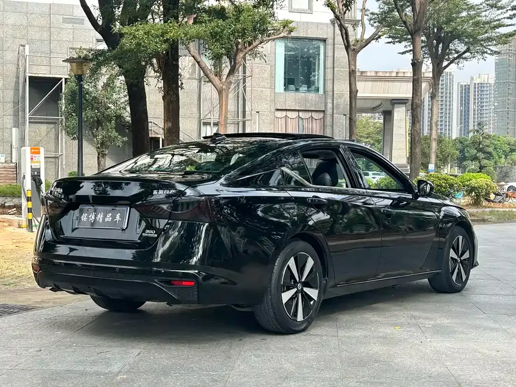 Nissan Teana 2022 из CN, фото 7