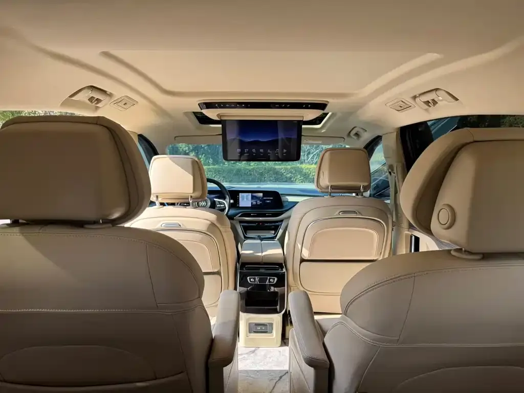 Buick GL8 Hybrid 2025 из CN, фото 2