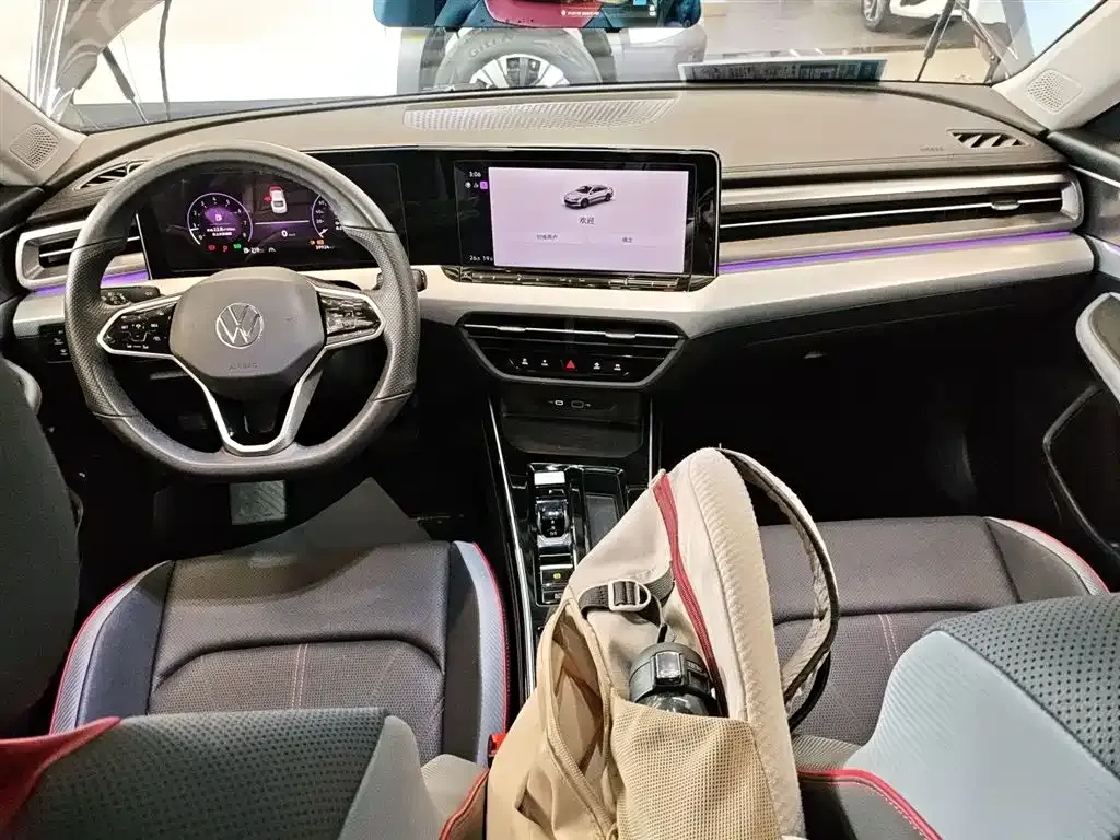 Volkswagen Lamando 2023 из CN, фото 8