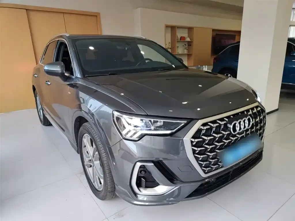 Audi Q3 2024 из CN, фото 3