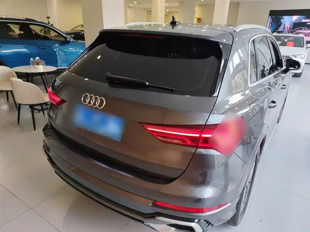 Audi Q3 2024 из CN, фото 5