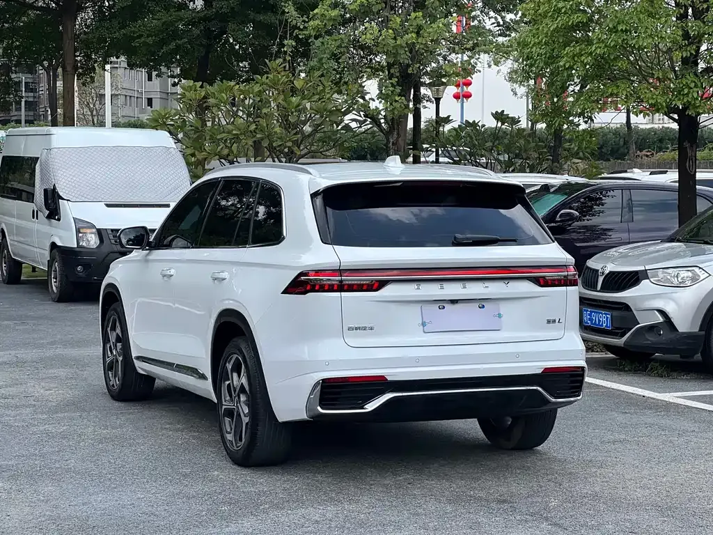 Geely Xingyue L 2023 из CN, фото 3
