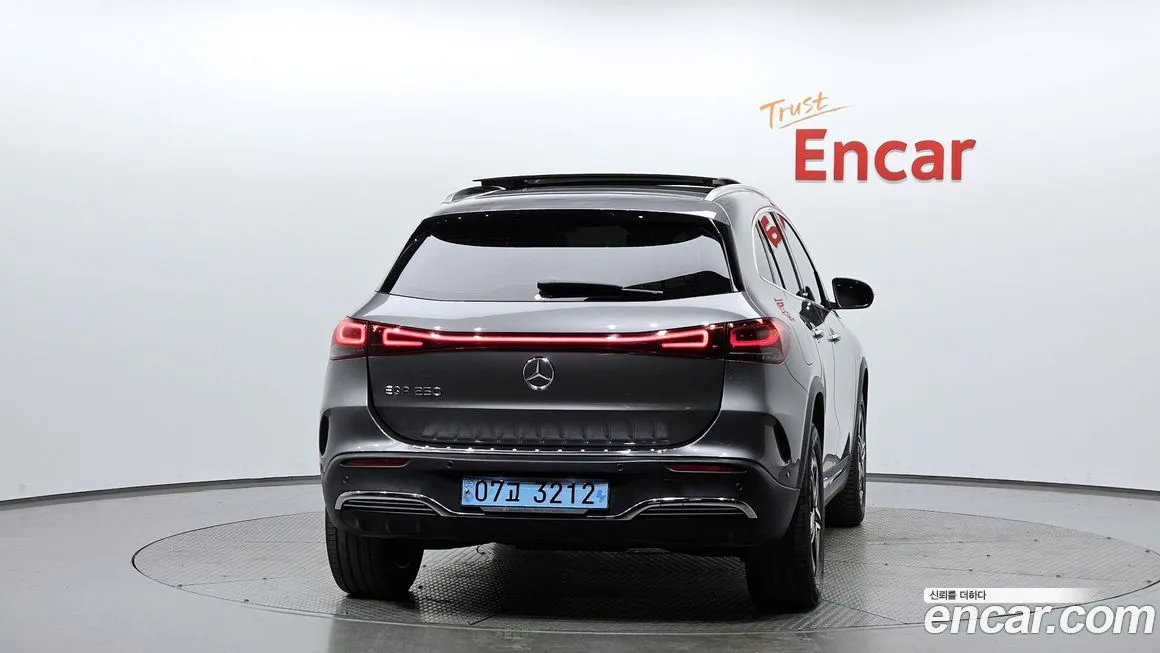 Mercedes-Benz EQA 2022 из KR, фото 3