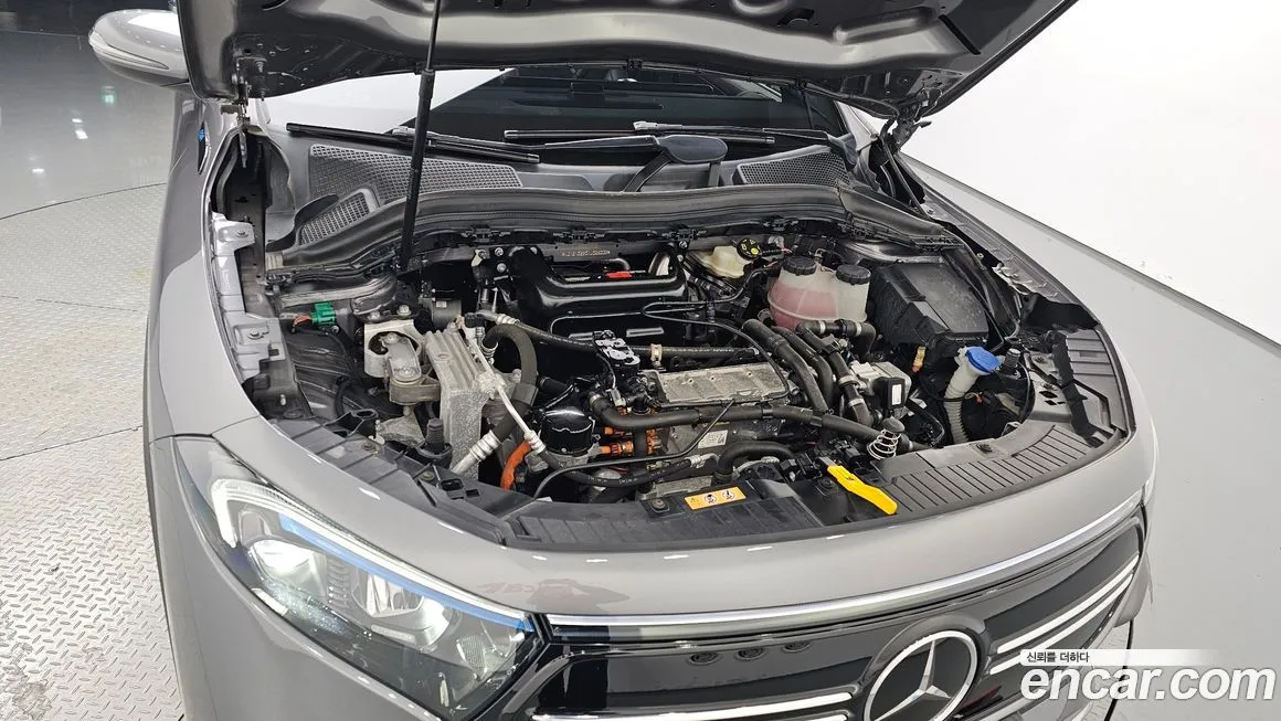 Mercedes-Benz EQA 2022 из KR, фото 8