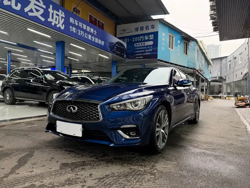 Infiniti Q50L 2023 из CN, фото 1