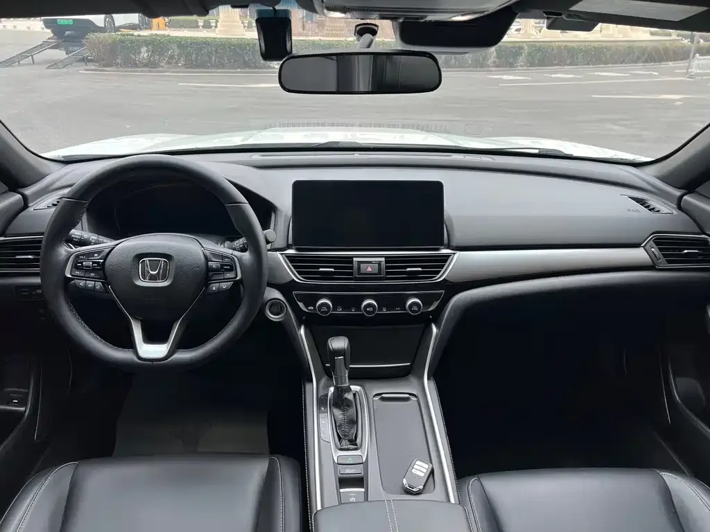 Honda Inspire 2023 из CN, фото 2