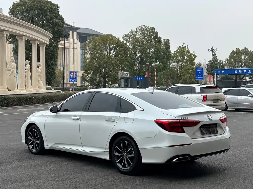 Honda Inspire 2023 из CN, фото 5
