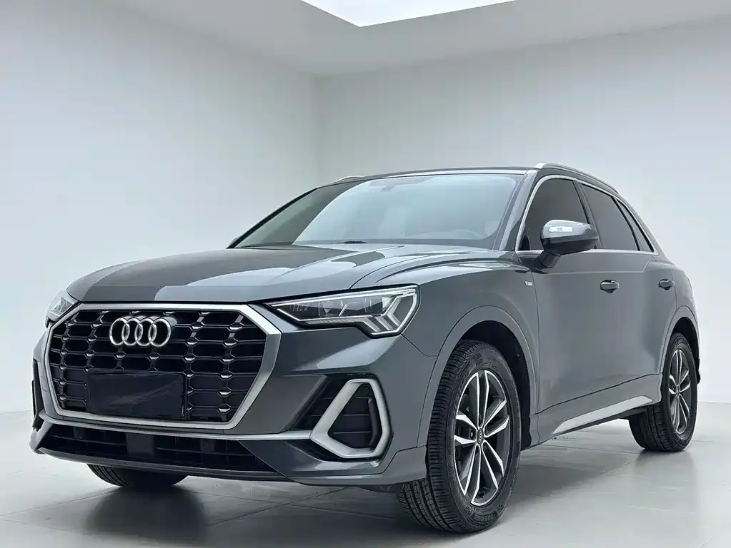 Audi Q3 2021 из CN, фото 1