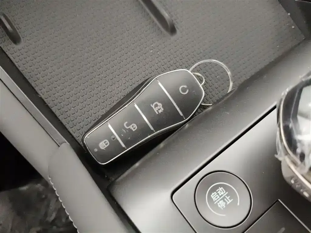BYD Qin L 2025 из CN, фото 9