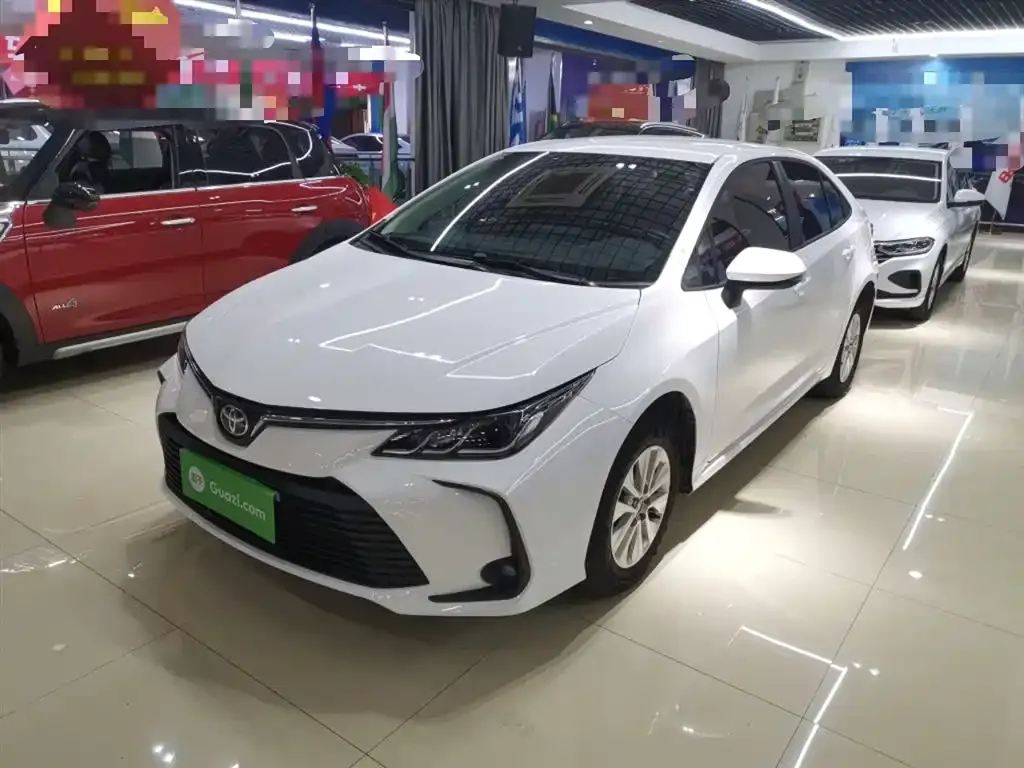 Toyota Corolla 2024 из CN, фото 1
