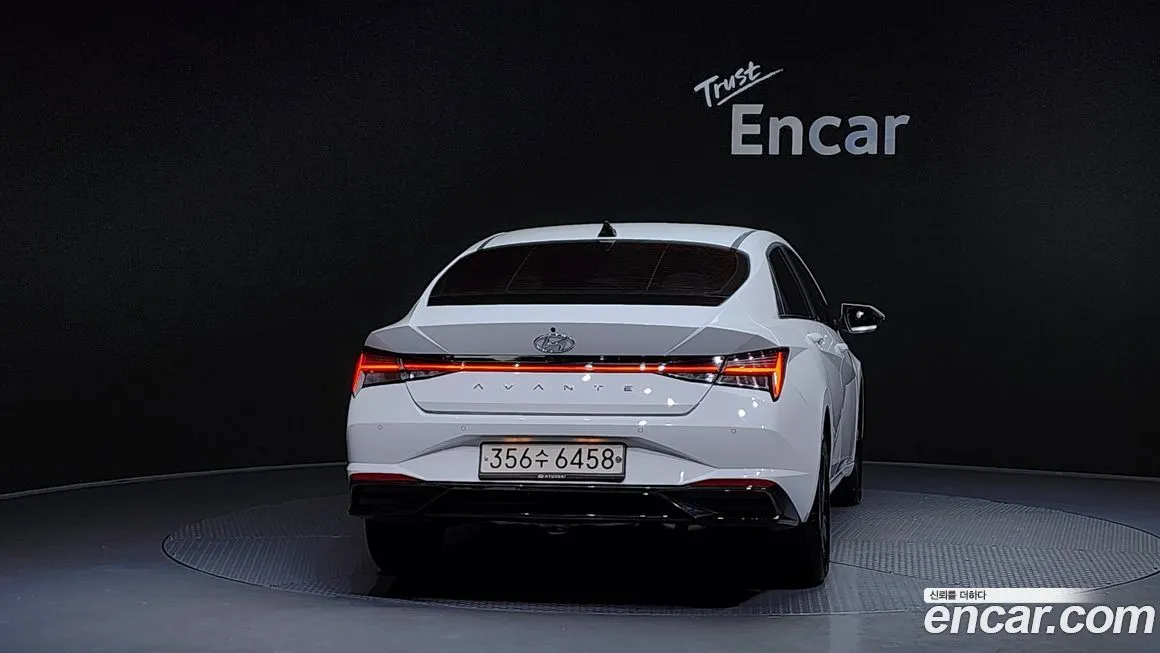 Hyundai AVANTE — фото 4