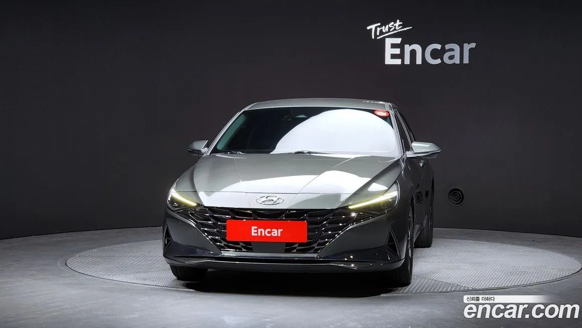 Hyundai AVANTE — фото 3