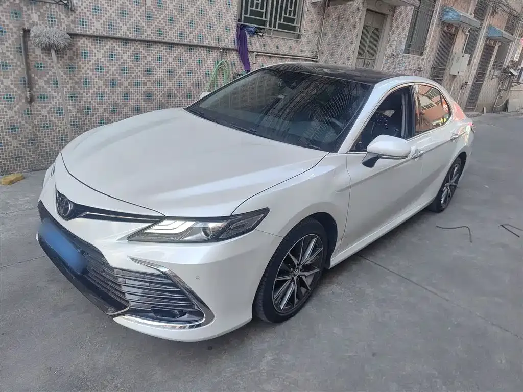 Toyota Camry 2022 из CN, фото 1