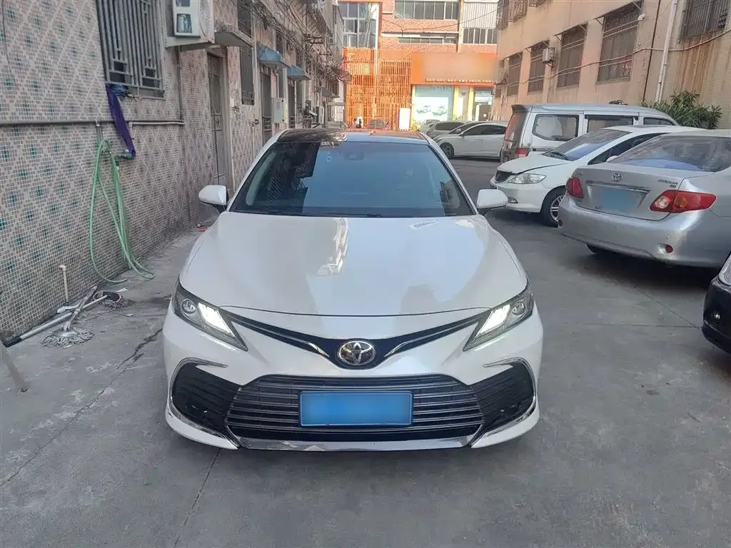 Toyota Camry 2022 из CN, фото 5