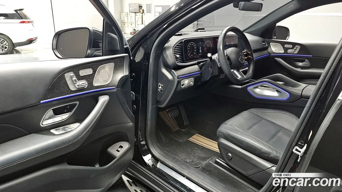 Mercedes-Benz GLE-Class — фото 10